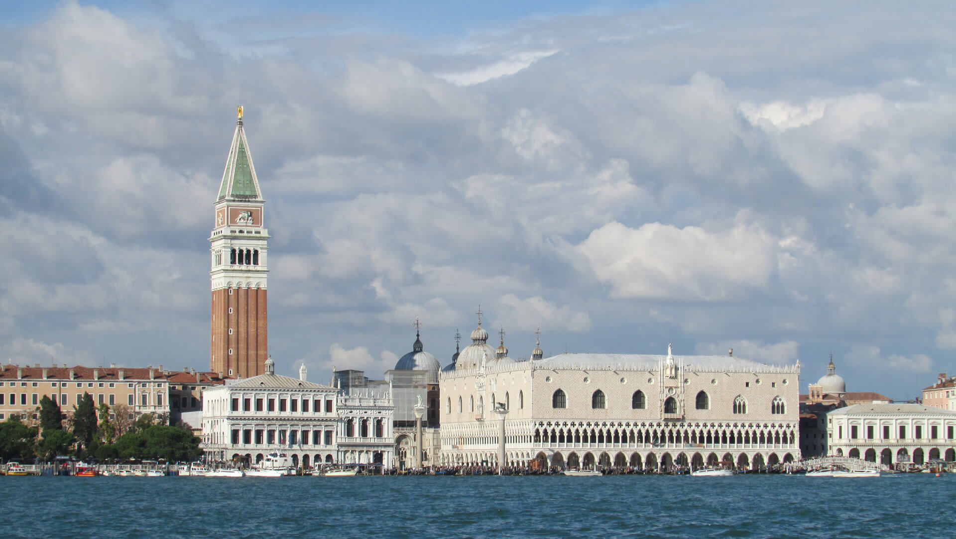 Piazza San Marco, Doge's Palast